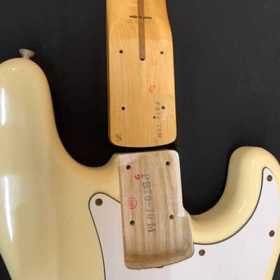 Fender PB70-70M - Alpine White japan made precision bass image 2