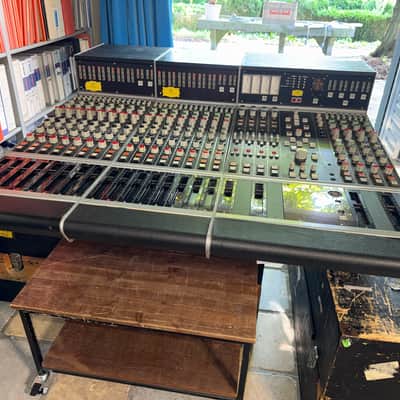 POLYGRAM (Deutsche Grammophon) desk recapped! image 2