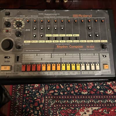 Roland TR-808 Rhythm Composer 1982 - MINT all original image 6