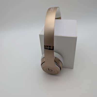 Beats by Dre A1796 image 5