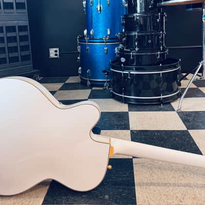 Gretsch G5420TG Electromatic Hollow Body with Bigsby, Gold Hardware 2016 - 2020 White image 7