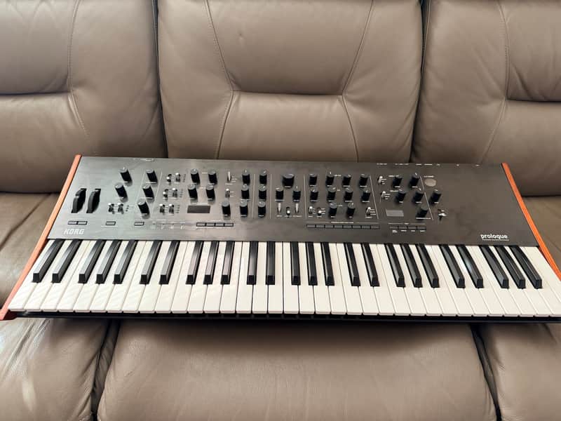 Korg Prologue 16 Polyphonic 61-Key 16-Voice Analog Synthesizer