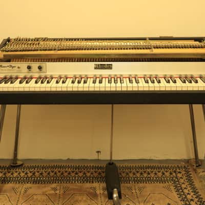 Fender *VINTAGE* Rhodes Mark I Stage 73-Key Electric Piano Black Rounded Top image 6