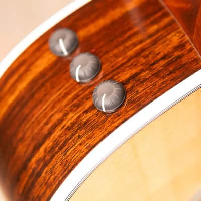 Taylor 412ce Grand Concert Acoustic/Electric Guitar - Natural with Hardshell Case image 9