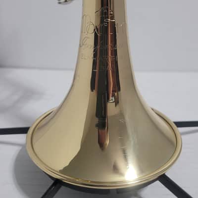 Martin IMPERIAL , TRUMPET W double Reverse LP tuning slide , 2 Mouthpieces and Hard case 1952 - Clear Lacquer image 11