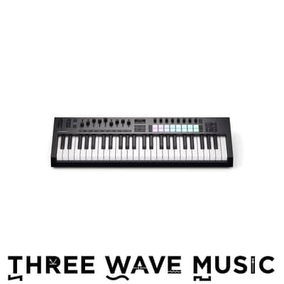 Novation Launchkey 49 MK4 [Three Wave Music]