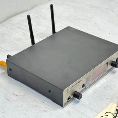 Sennheiser EM 300 G3 516-558 MHz Wireless Receiver W/ Bodypack Package (ONE) THS image 3