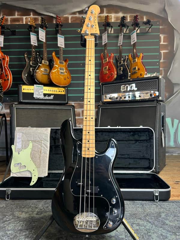 Lakland Skyline Series 44-64 Black Gloss 2006 Electric Bass image 1