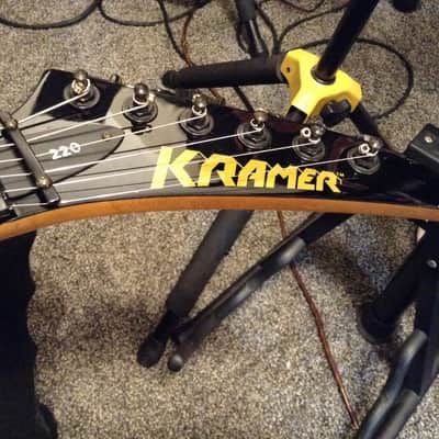 Kramer Savant 220 1989 Purple Pearl, American Showster 1+1 body style, Night Swan Pickup Layout image 7