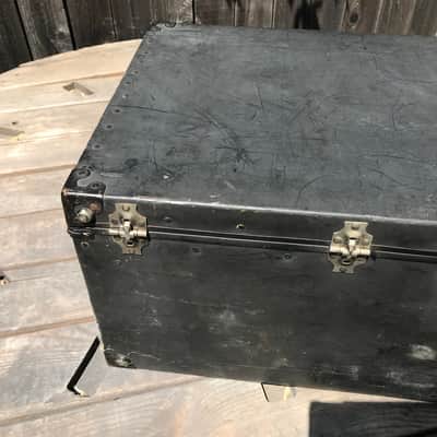Leedy and Ludwig Elite suit case image 9
