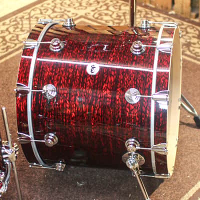 DW Collector's Maple SSC Red Silk Onyx Drum Set - 22,10,12,16 - SO#1326806 image 2