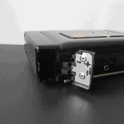 Sony WA-2000 Portable Cassette-corder w/ Radio 1989 image 8