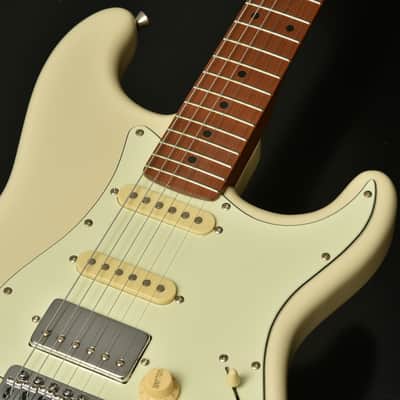 Bacchus BST-2-RSM/M - Roasted Maple Neck - OWH (Olympic White) Universe Series image 5