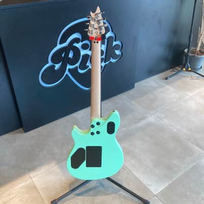 EVH Wolfgang Special with Maple Fretboard 2022 - Present - Satin Surf Green image 4