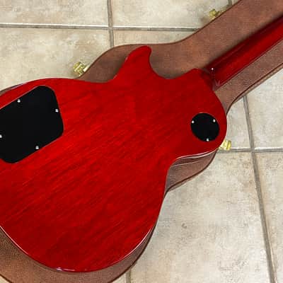 2025 Gibson USA Les Paul Standard '50s Figured Top Electric Guitar Heritage Cherry Sunburst image 8