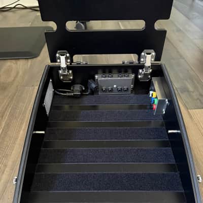 Schmidt Array SA350XDM Pedalboard w/ Lid, Connector Box & Patch Bay image 6