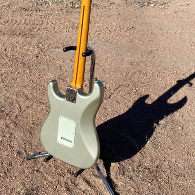 Fender 50's Traditional Stratocaster- Competition Stripe-MIJ image 21