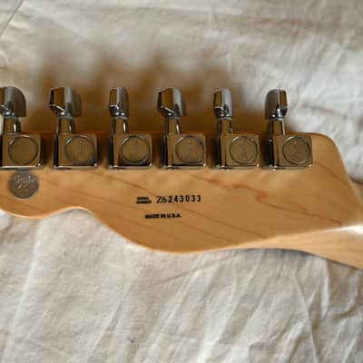 Fender Highway One Telecaster with Maple Fretboard 2006 - 2011 3-Color Sunburst image 6