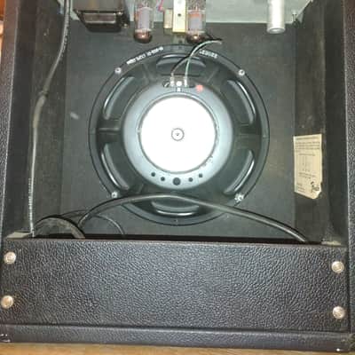 Fender Musicmaster Bass Amplifier 1978 - Silver Panel image 3