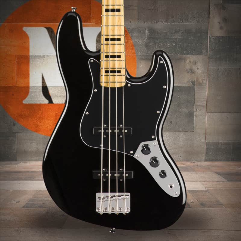 Squier Classic Vibe '70s Jazz Bass - Maple Fingerboard - Black image 1