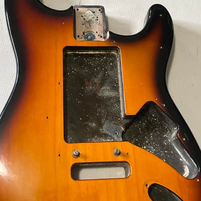 1996 USA Fender American Stratocaster 3TS 3 Tone Sunburst Guitar Body 2 Post Tremolo Ready image 7