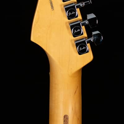 Fender American Professional II Stratocaster Maple Fingerboard Olympic White (851) image 6