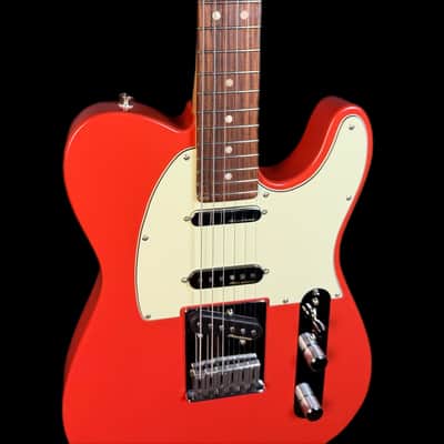 Fender Deluxe Nashville Telecaster Electric Guitar in Fiesta Red image 5