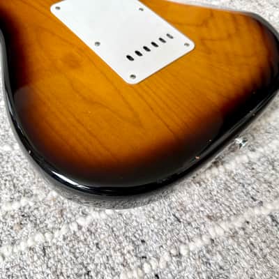 Fender American Original '50s Stratocaster 2021 - 2-Color Sunburst image 16