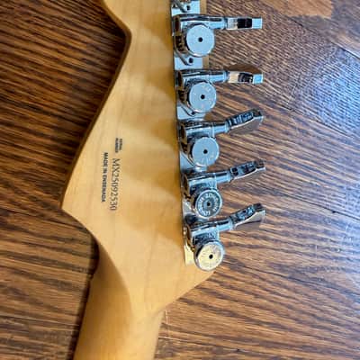 Fender Player II Stratocaster Maple Neck with Hipshot Locking Tuners image 6