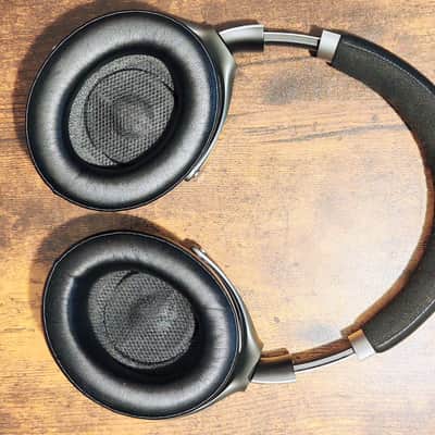 Focal Bathys Wireless HiFi Headphones with ANC image 2