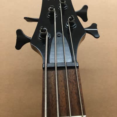 Fender Squier MB-4 Skull Bass 2007 - Gloss Black image 3