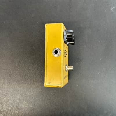 MXR MX-104 Block Distortion + 1975 - 1984 - Yellow image 2
