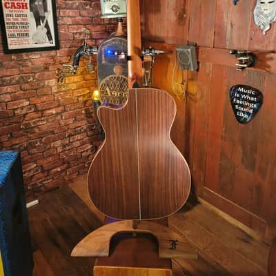 Vintage 3 OMc SR SB 116327 with FREE Furch Guitar Strap and Original CNR image 3