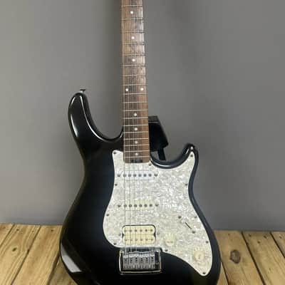 Peavey Predator Plus 1995 electric guitar image 2