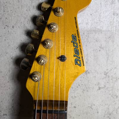 Levinson Blade R-2 Strat 90's Burst Bild 6