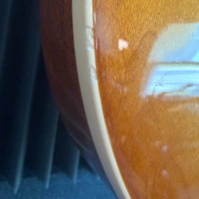 Gibson Les Paul Classic 2019 - 2023 - Honeyburst image 3