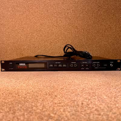 Yamaha TX81Z Rackmount FM Tone Generator – 1980s – Serviced – Warranty