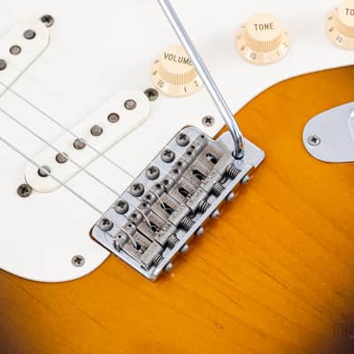 1989 Fender ExTrad Stratocaster ‘57 Vintage Reissue ST57-140 Sunburst Lacquer w/ USA Pickups & Case, Japan MIJ Fujigen image 8