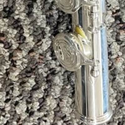 Palatino WI-806-FS Student C 16 Key Closed Hole Flute, Silver Plated - Project 2 image 4