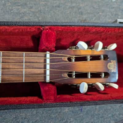 Dobro D60 - Sunburst image 3