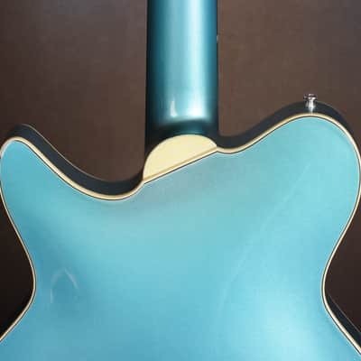 Eastman Romeo LA semi hollow guitar Brand New Old Stock image 9