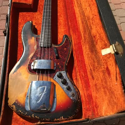 1964 Fender Jazz Bass Sunburst image 2