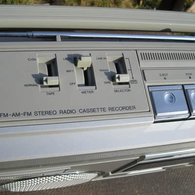 Vintage Panasonic Boombox ! 80's Jambox, RX-5100, radio. Great shape! Tape player image 11