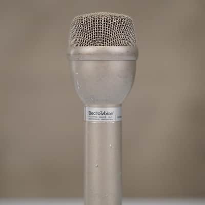 Electro-Voice RE50 Dynamic Omnidirectional Microphone w/ Shock Mount Clip #59279 image 3