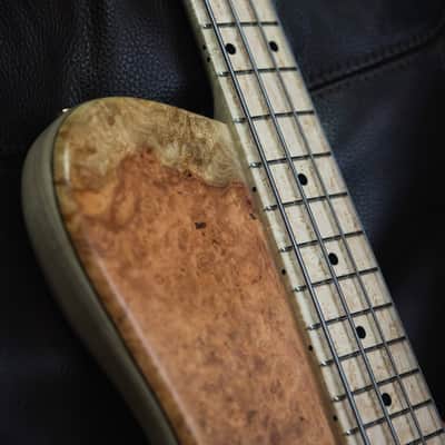 Fodera Imperial Elite Golden Amboyna Burl 2024 (9.4 lbs) image 6