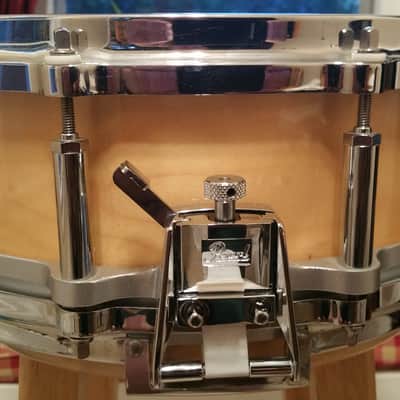 Pearl Maple Free Floating Snare Drum! 5.5 x 14 image 2