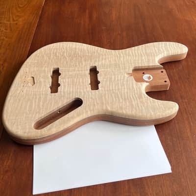 high end Offset Bass Body Unfinished Deep Curly Maple Top / Walnut Accent/ Solid One-piece Mahogany Back- limited Luthier Supply R2 image 13