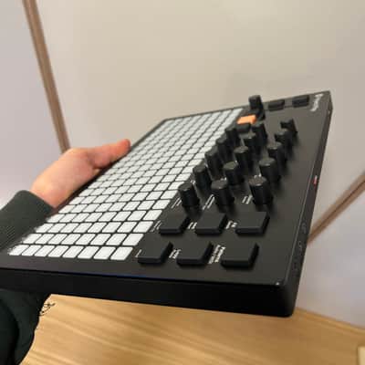Polyend Play Sample-Based MIDI Groovebox 2022 - Present - Black image 4
