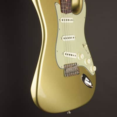 Fender Johnny A Signature Stratocaster Lydian Gold Metallic image 8