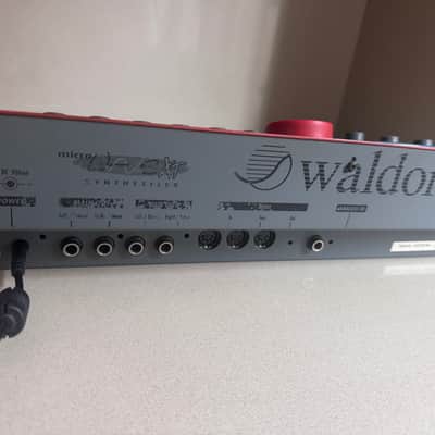 Waldorf Microwave XT Rackmount Wavetable Synthesizer 1998 - Orange image 6